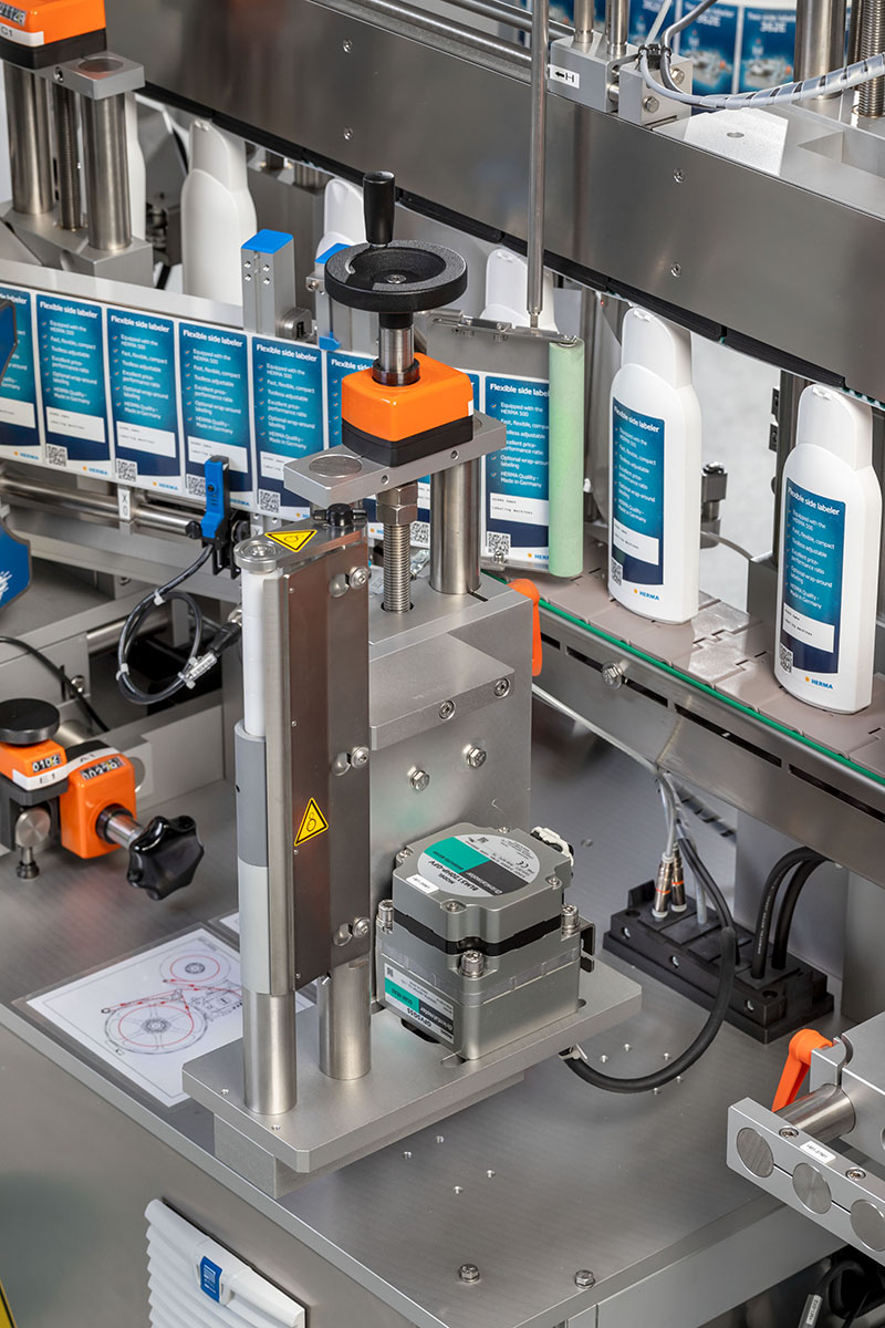 Twoside labeler HERMA 362E powerful and sturdy